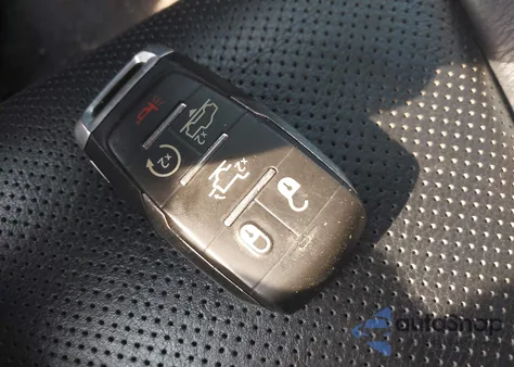 2019 Ram 1500 Limited 4X4 5'7 Box from USA, damaged, VIN 1C6SRFHT0KN862051